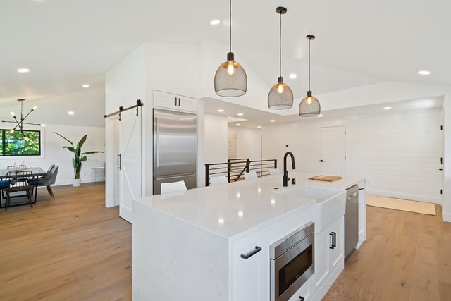 kitchen 2.jpg